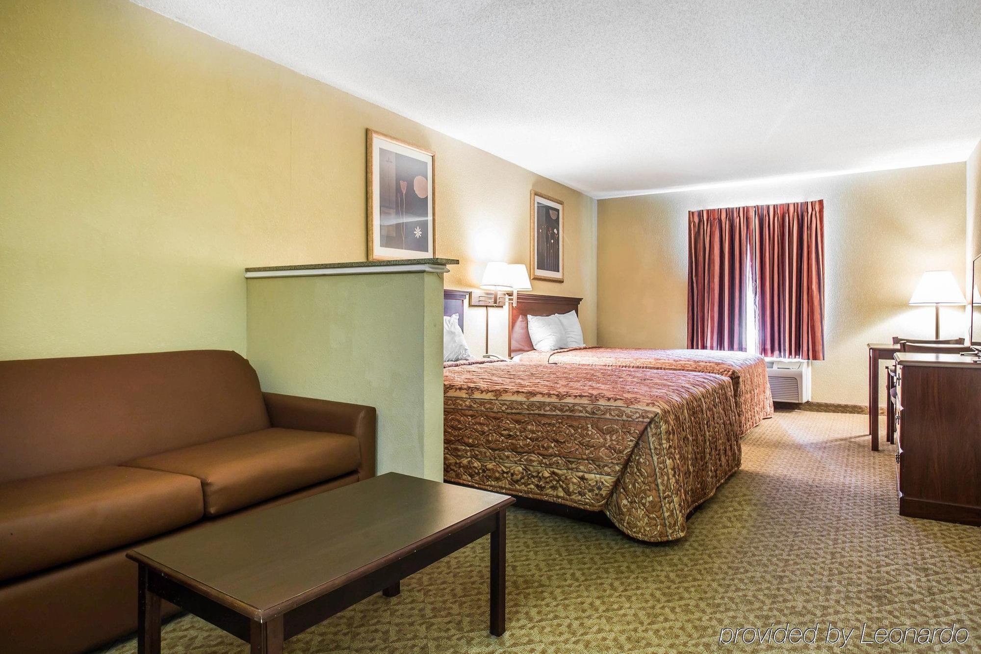 Rodeway Inn Forest Park Exterior foto